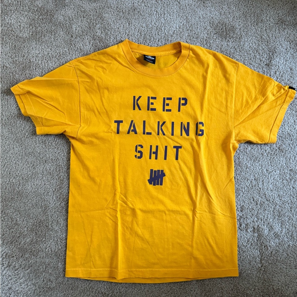 Undefeated LAKERS Graphic Tee